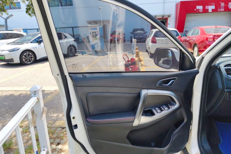 Used Chery Tiggo 5 2014 2.0L CVT Family Deluxe Edition Left Front Door Interior