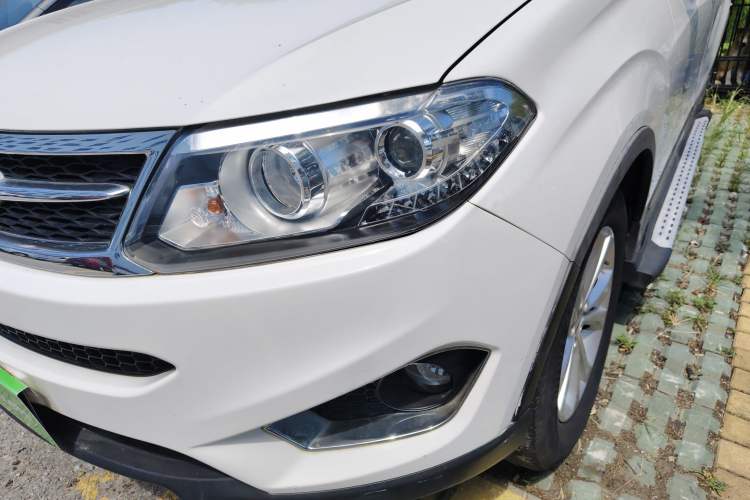 Used Chery Tiggo 5 2014 2.0L CVT Family Deluxe Edition Left Front Headlight