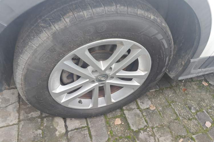 Used Chery Tiggo 5 2014 2.0L CVT Joyful Edition Left Front Wheel Hub