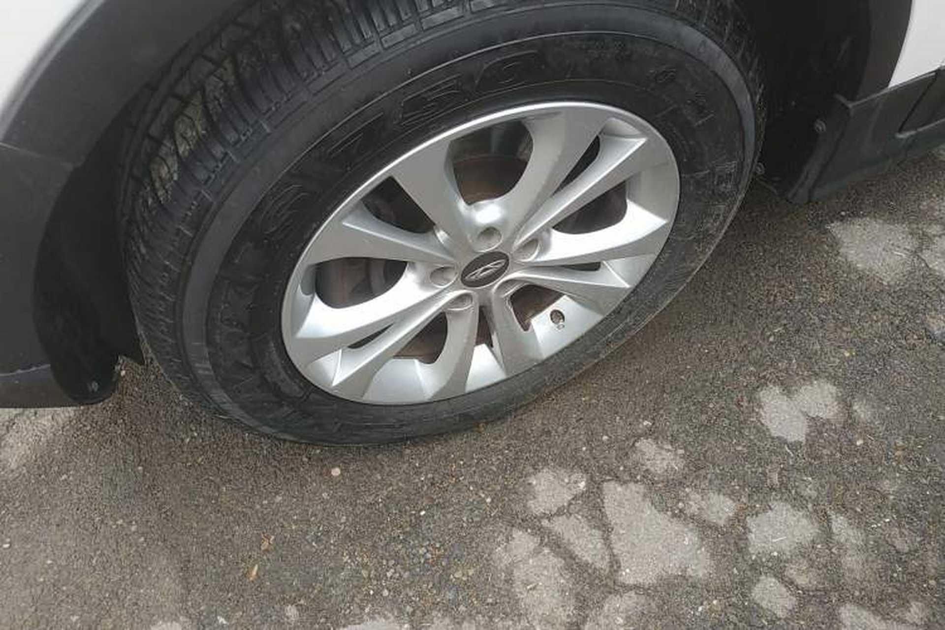 Used Chery Tiggo 5 2014 2.0L Manual - Family Deluxe Edition Left Front Wheel Hub