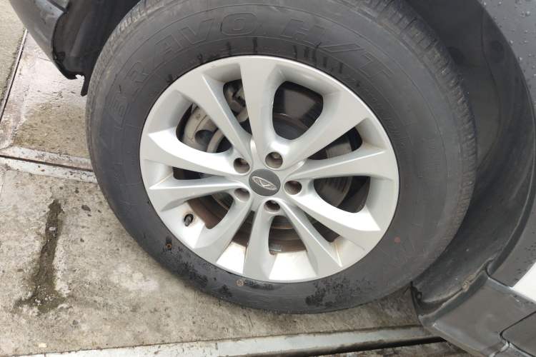 Used Chery Tiggo 5 2014 2.0L CVT Family Deluxe Edition Left Front Wheel Hub