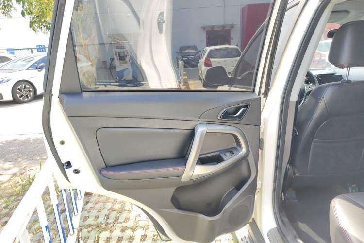 Used Chery Tiggo 5 2014 2.0L CVT Family Deluxe Edition Left Rear Door Interior