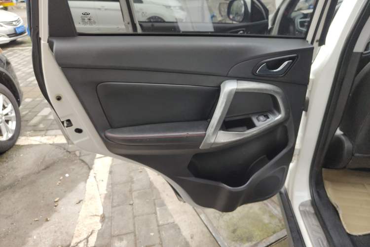 Used Chery Tiggo 5 2014 2.0L CVT Family Deluxe Edition Left Rear Door Interior