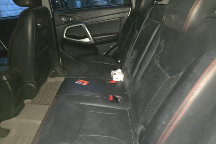 Used Chery Tiggo 5 2014 2.0L CVT Family Deluxe Edition Left Rear Seat
