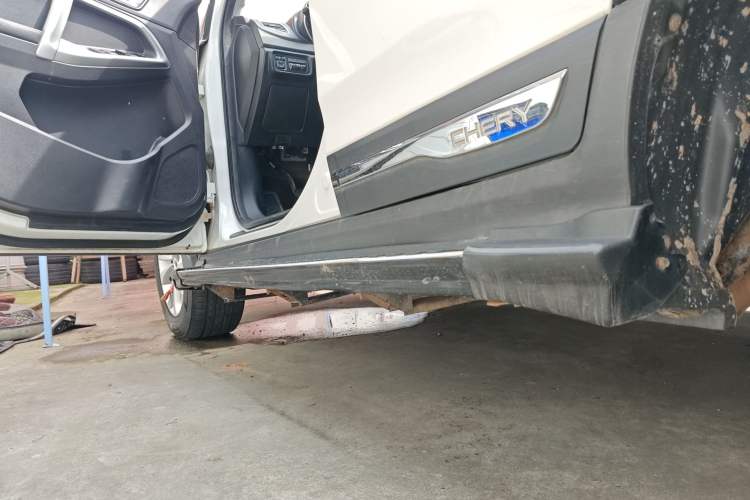 Used Chery Tiggo 5 2014 2.0L Manual Jia Yue Edition Left Side Sill