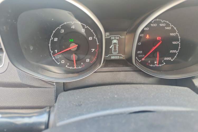Used Chery Tiggo 5 2014 2.0L CVT Joyful Edition Odometer Close Up