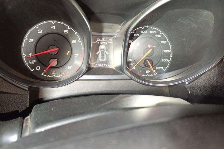 Used Chery Tiggo 5 2014 2.0L Manual - Family Deluxe Edition Odometer Close Up