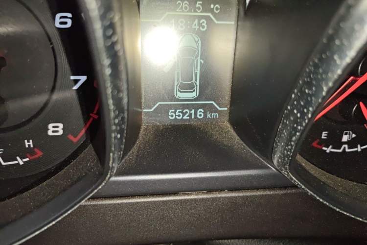 Used Chery Tiggo 5 2014 2.0L Manual - Family Deluxe Edition Odometer Close Up