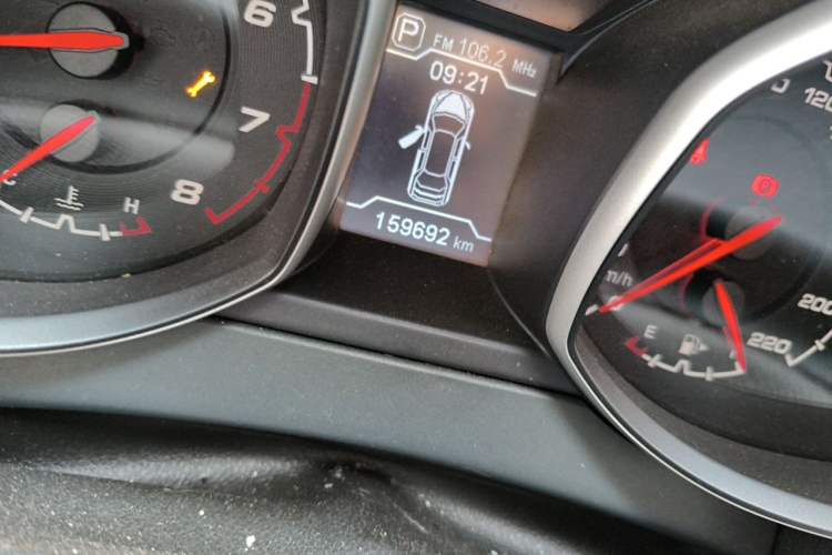 Used Chery Tiggo 5 2014 2.0L CVT Joyful Edition Odometer Close Up