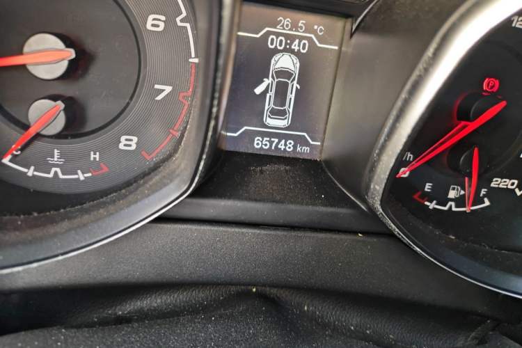 Used Chery Tiggo 5 2014 2.0L Manual - Family Deluxe Edition Odometer Close Up