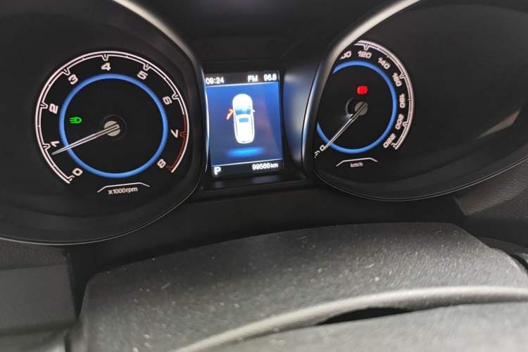 Used Chery Tiggo 5 2014 2.0L CVT Joyful Edition Odometer Close Up