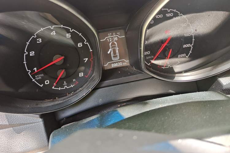 Used Chery Tiggo 5 2014 2.0L Manual - Family Deluxe Edition Odometer Close Up