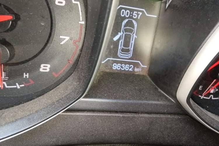 Used Chery Tiggo 5 2014 2.0L Manual Jia Yue Edition Odometer Close Up