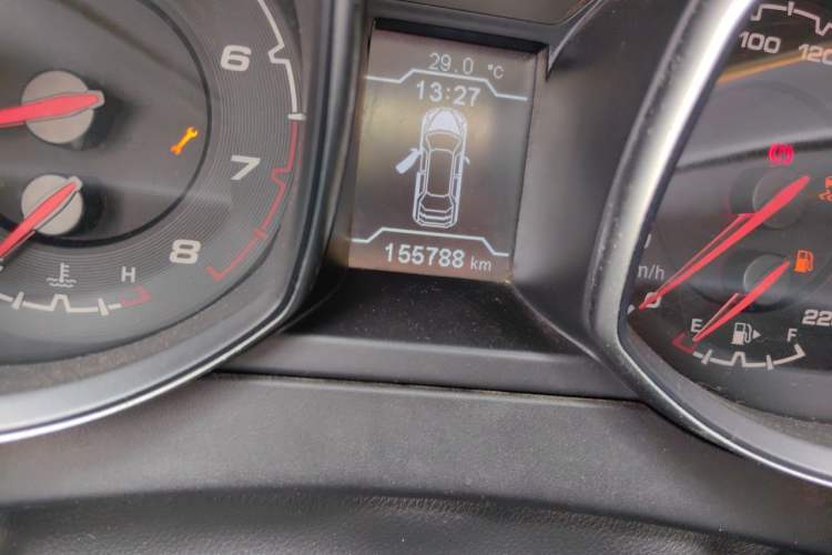 Used Chery Tiggo 5 2014 2.0L Manual - Family Deluxe Edition Odometer Close Up