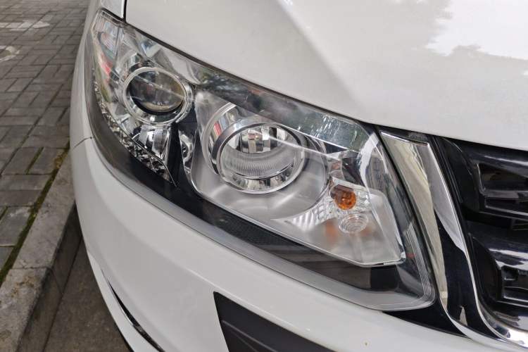 Used Chery Tiggo 5 2014 2.0L CVT Joyful Edition Right Front Headlight