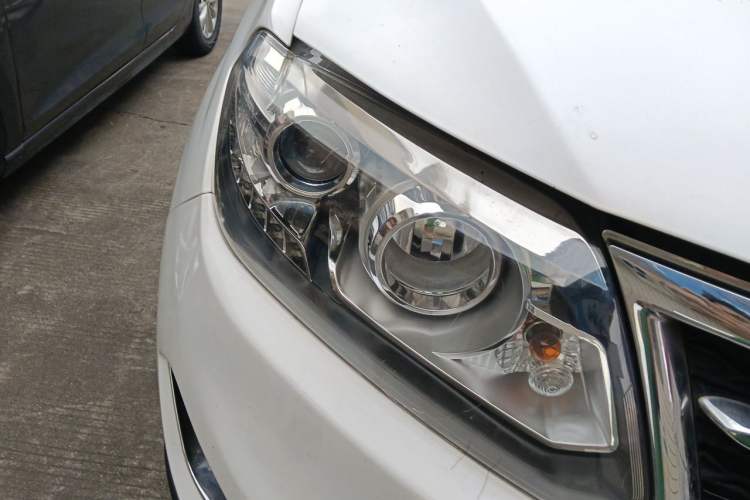 Used Chery Tiggo 5 2014 2.0L CVT Family Deluxe Edition Right Front Headlight