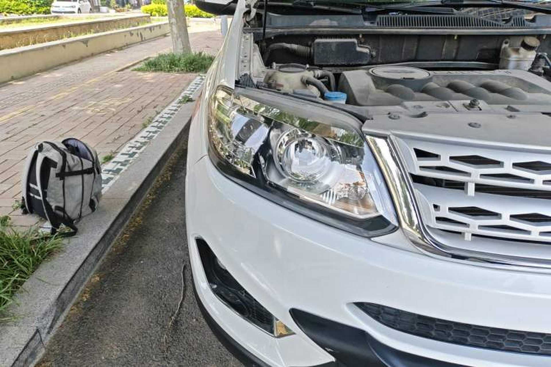 Used Chery Tiggo 5 2014 2.0L Manual - Family Deluxe Edition Right Front Headlight