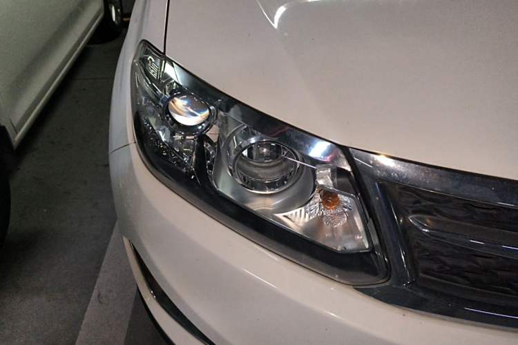 Used Chery Tiggo 5 2014 2.0L CVT Joyful Edition Right Front Headlight