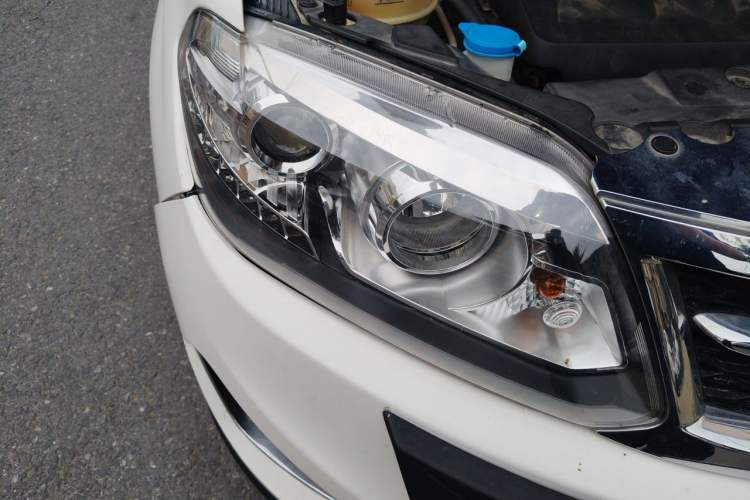 Used Chery Tiggo 5 2014 2.0L CVT Family Deluxe Edition Right Front Headlight