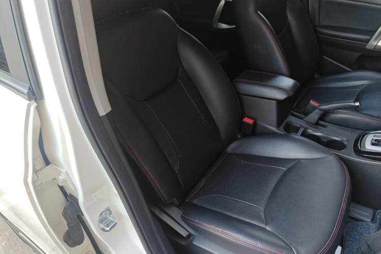 Used Chery Tiggo 5 2014 2.0L CVT Family Deluxe Edition Right Front Seat