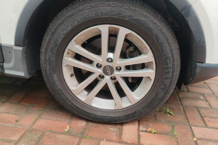 Used Chery Tiggo 5 2014 2.0L CVT Joyful Edition Right Front Wheel Hub