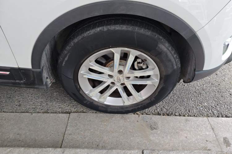 Used Chery Tiggo 5 2014 2.0L CVT Joyful Edition Right Front Wheel Hub