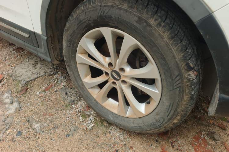 Used Chery Tiggo 5 2014 2.0L CVT Family Deluxe Edition Right Front Wheel Hub