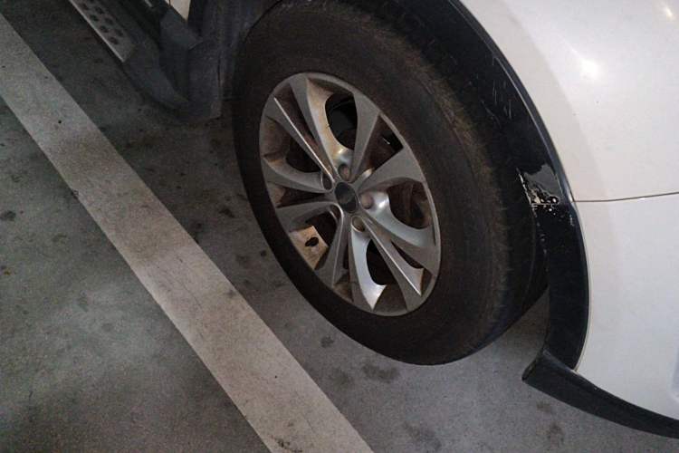 Used Chery Tiggo 5 2014 2.0L CVT Joyful Edition Right Front Wheel Hub
