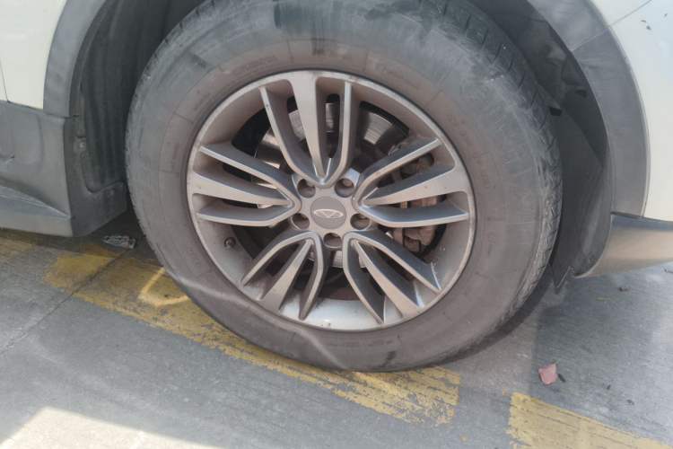 Used Chery Tiggo 5 2014 2.0L CVT Zhiyun Edition Right Front Wheel Hub