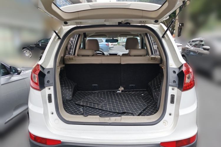 Used Chery Tiggo 5 2014 2.0L CVT Joyful Edition Trunk