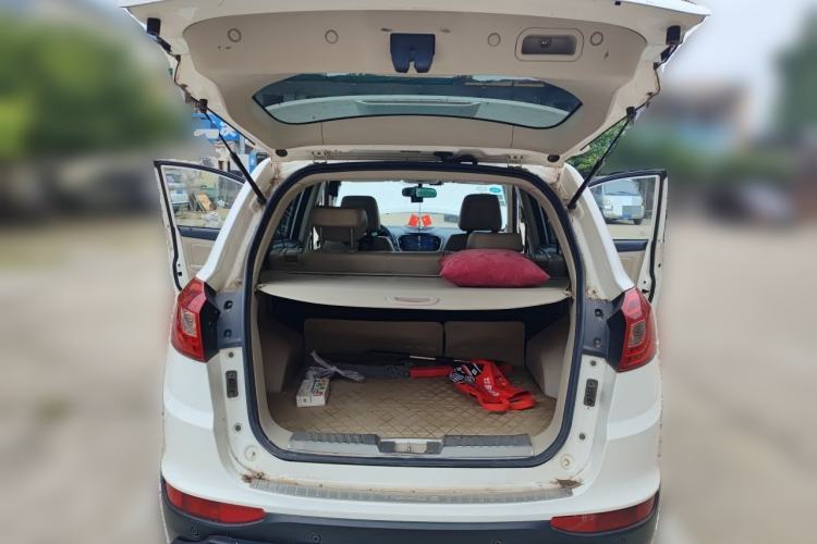 Used Chery Tiggo 5 2014 2.0L Manual - Family Deluxe Edition Trunk