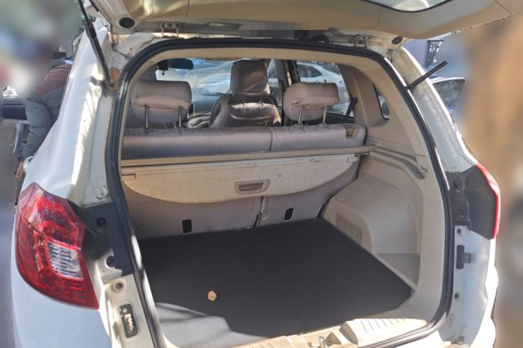 Used Chery Tiggo 5 2014 2.0L CVT Joyful Edition Trunk