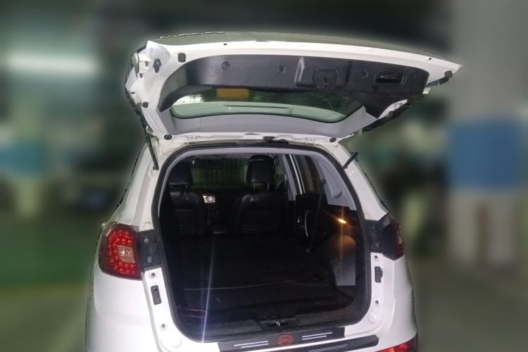 Used Chery Tiggo 5 2014 2.0L Manual Jia Yue Edition Trunk