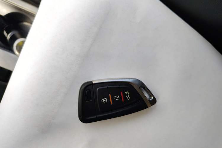 Used Chery Tiggo 5 2014 2.0L CVT Family Deluxe Edition Vehicle Key