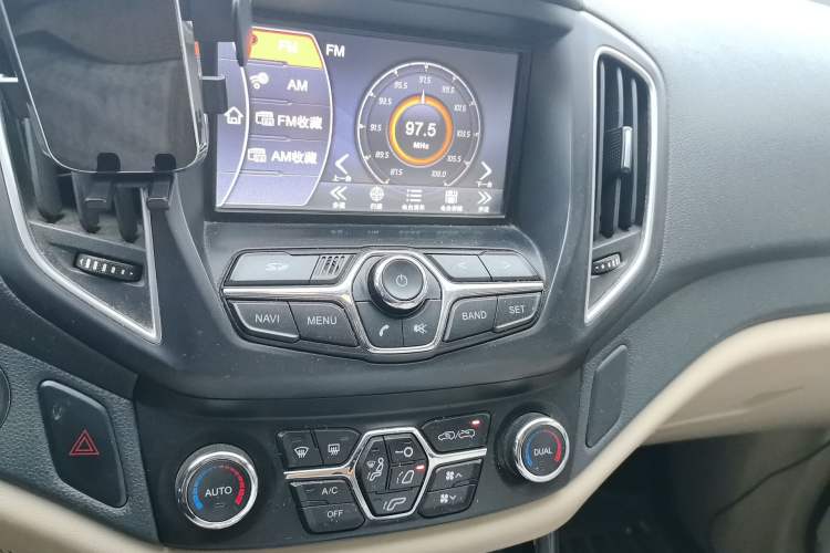Used Chery Tiggo 5 2014 2.0L CVT Family Deluxe Edition Audio And AC Panel