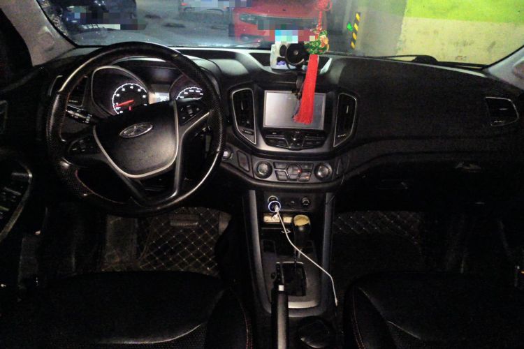 Used Chery Tiggo 5 2015 2.0L CVT Jiayue Edition Center Console