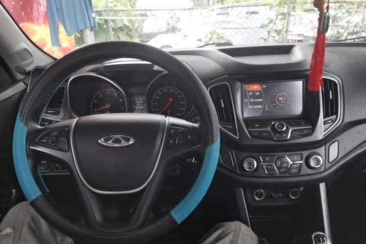 Used Chery Tiggo 5 2015 2.0L Manual Jia Yue Edition Center Console