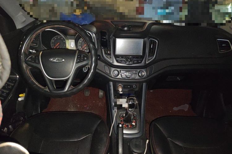 Used Chery Tiggo 5 2015 2.0L Manual Jia Yue Edition Center Console