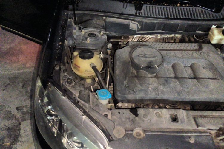 Used Chery Tiggo 5 2015 2.0L CVT Jiayue Edition Engine Bay Right