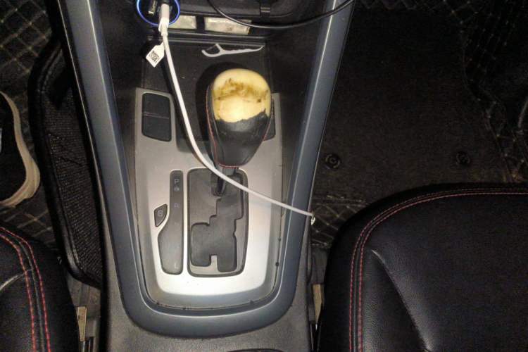 Used Chery Tiggo 5 2015 2.0L CVT Jiayue Edition Gear Lever
