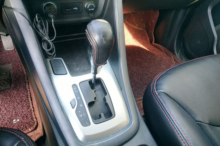 Used Chery Tiggo 5 2015 2.0L CVT Jiayue Edition Gear Lever