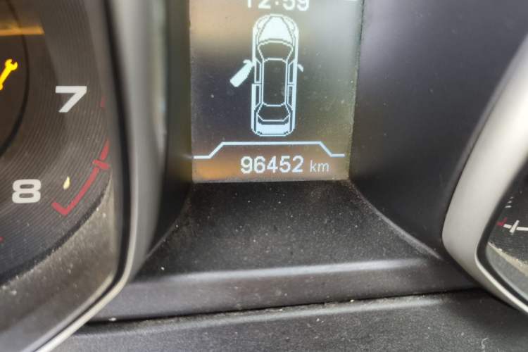 Used Chery Tiggo 5 2015 2.0L Manual Jia Yue Edition Odometer Close Up