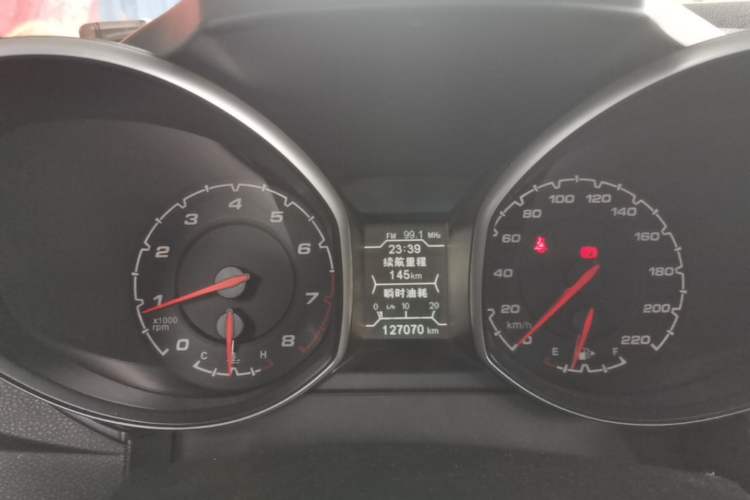 Used Chery Tiggo 5 2015 2.0L Manual Jia Yue Edition Odometer Close Up