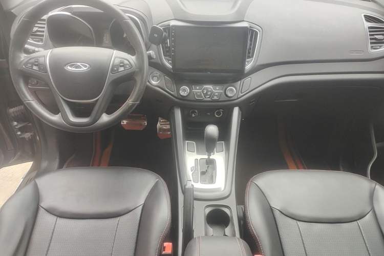 Used Chery Tiggo 5 2015 2.0L CVT Jiayue Edition Center Console