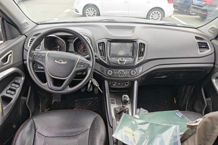 Used Chery Tiggo 5 2015 2.0L Manual Jia Yue Edition Center Console