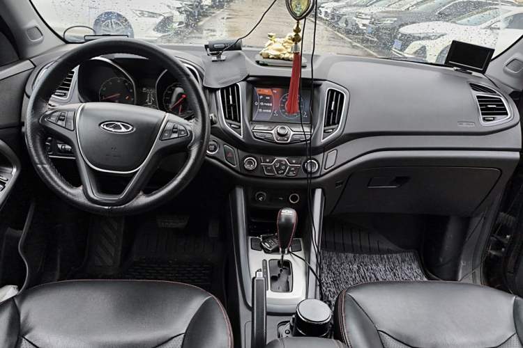 Used Chery Tiggo 5 2015 2.0L CVT Jiayue Edition Center Console