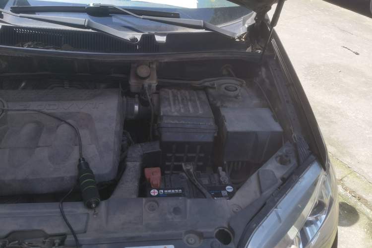 Used Chery Tiggo 5 2015 2.0L CVT Family Deluxe Edition Engine Bay Left