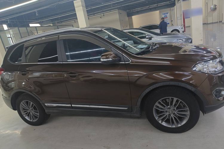 Used Chery Tiggo 5 2015 2.0L CVT Family Deluxe Edition Exterior 2
