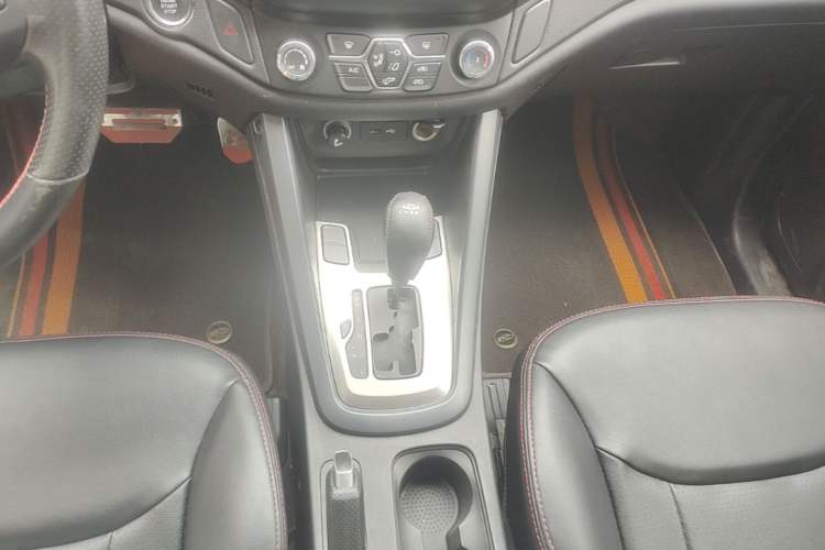 Used Chery Tiggo 5 2015 2.0L CVT Jiayue Edition Gear Lever