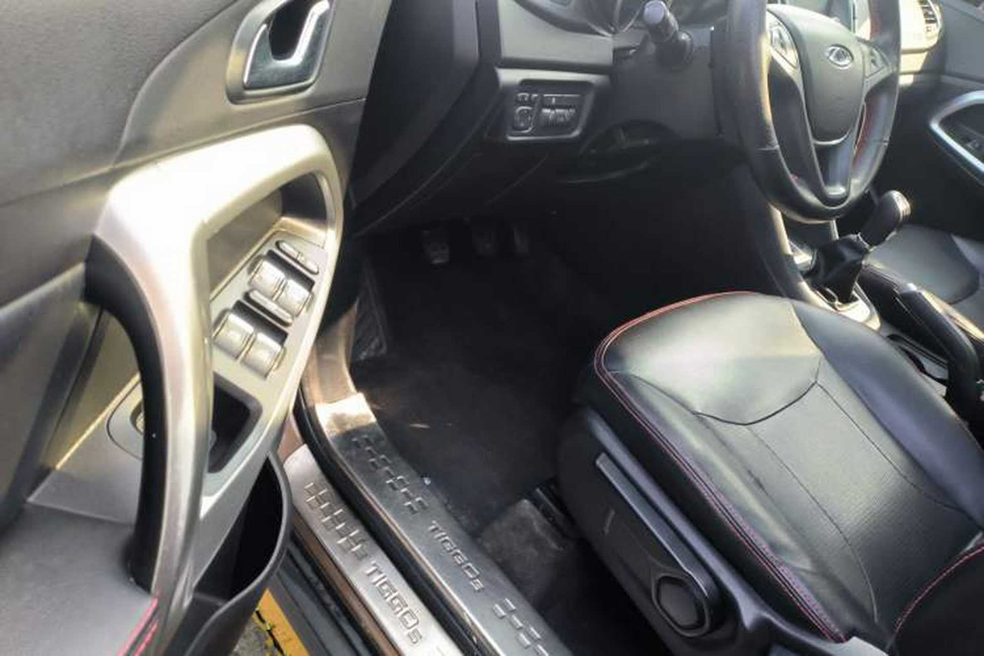 Used Chery Tiggo 5 2015 1.5T Manual Jiayue Edition Interior 3